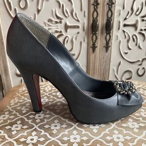 GUC, Le Chateau Grey Open-Toed Heels with Pewter Detailing, Size 8